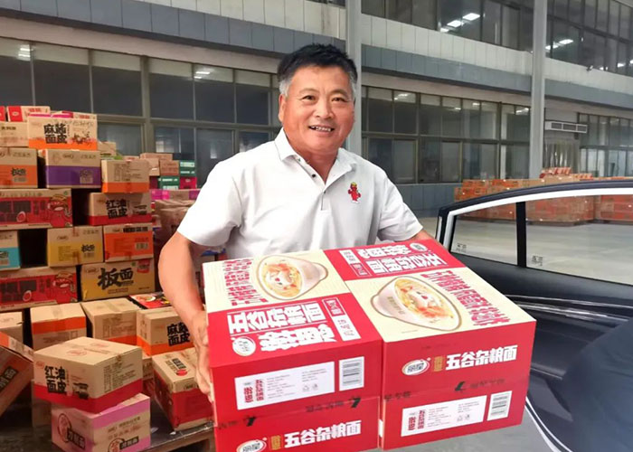 端午禮品發(fā)放.jpg